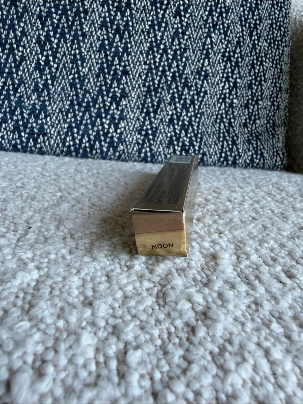 Hourglass Voyeur Eyeshadow Stick~ Moon